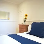 Bright And Airy, 1 Bedroom, Ground Floor Apartment, Uplands, Swansea